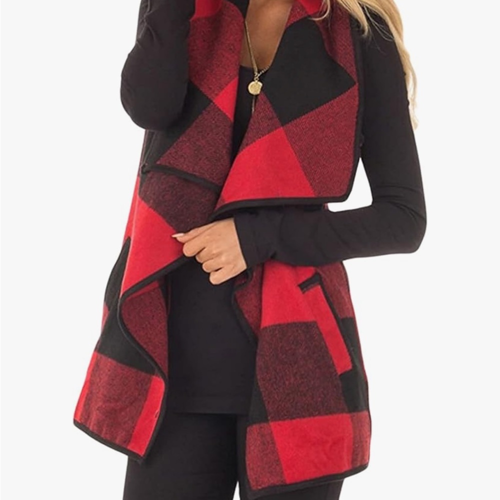 Buffalo Plaid Vest With Pockets